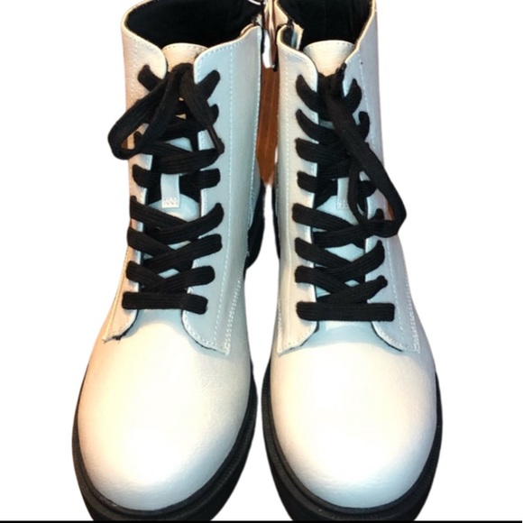 Report Cream Boots 7.5 - Picture 4 of 9